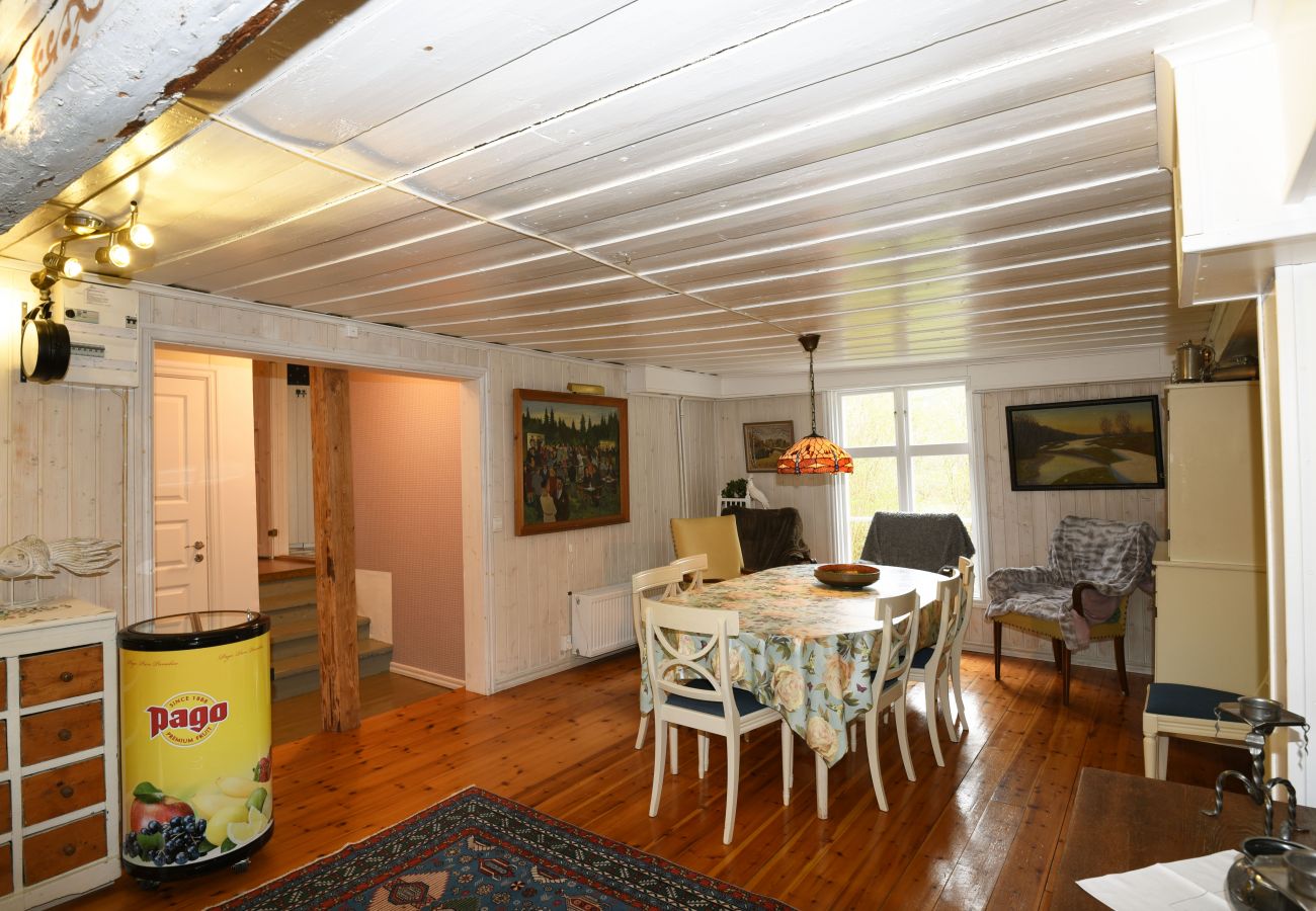 Stuga i Hedekas - SE09011