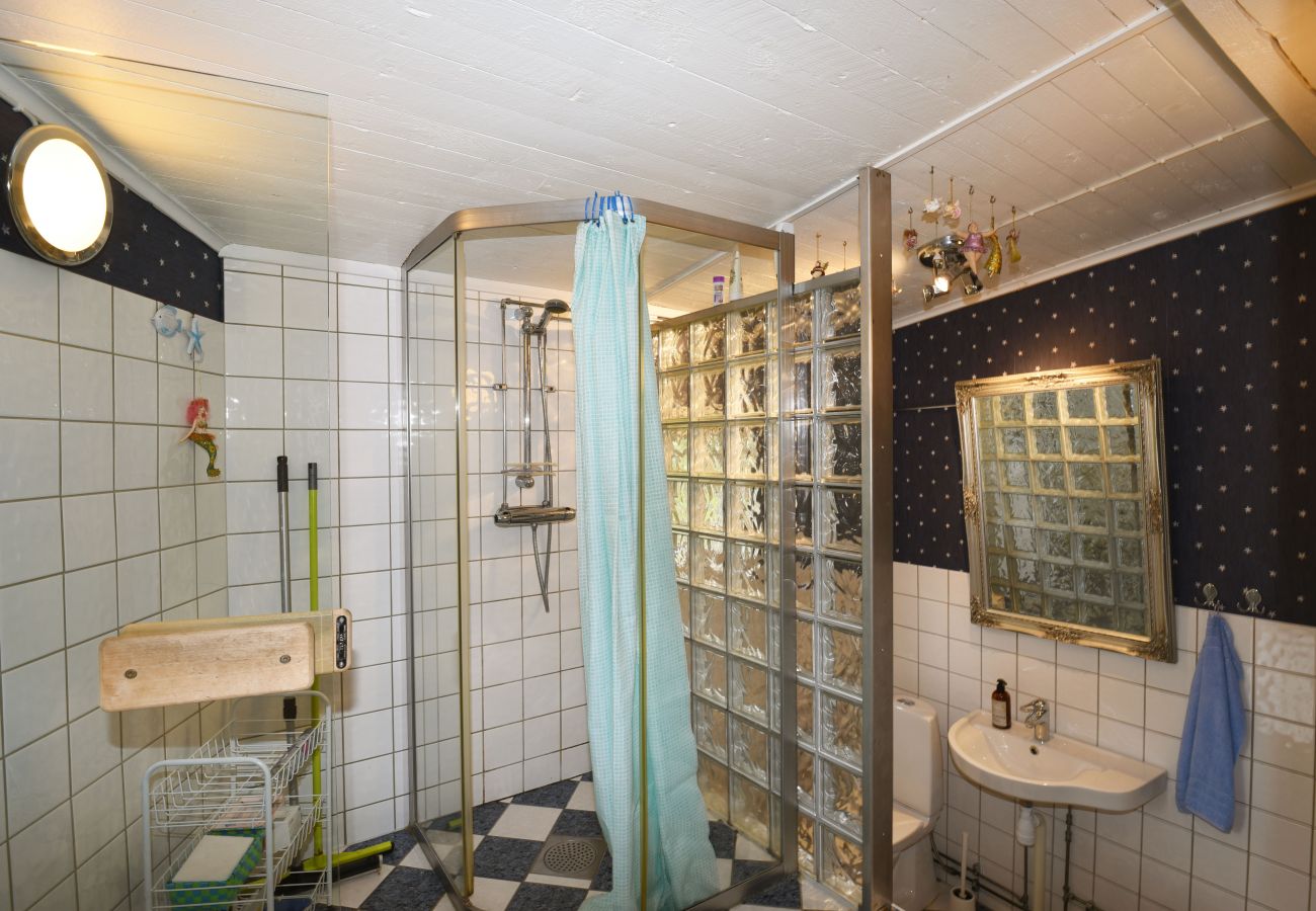 Stuga i Hedekas - SE09011