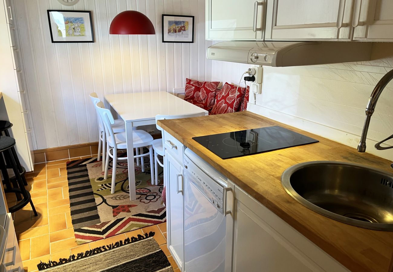 Stuga i Färjestaden - SE04031