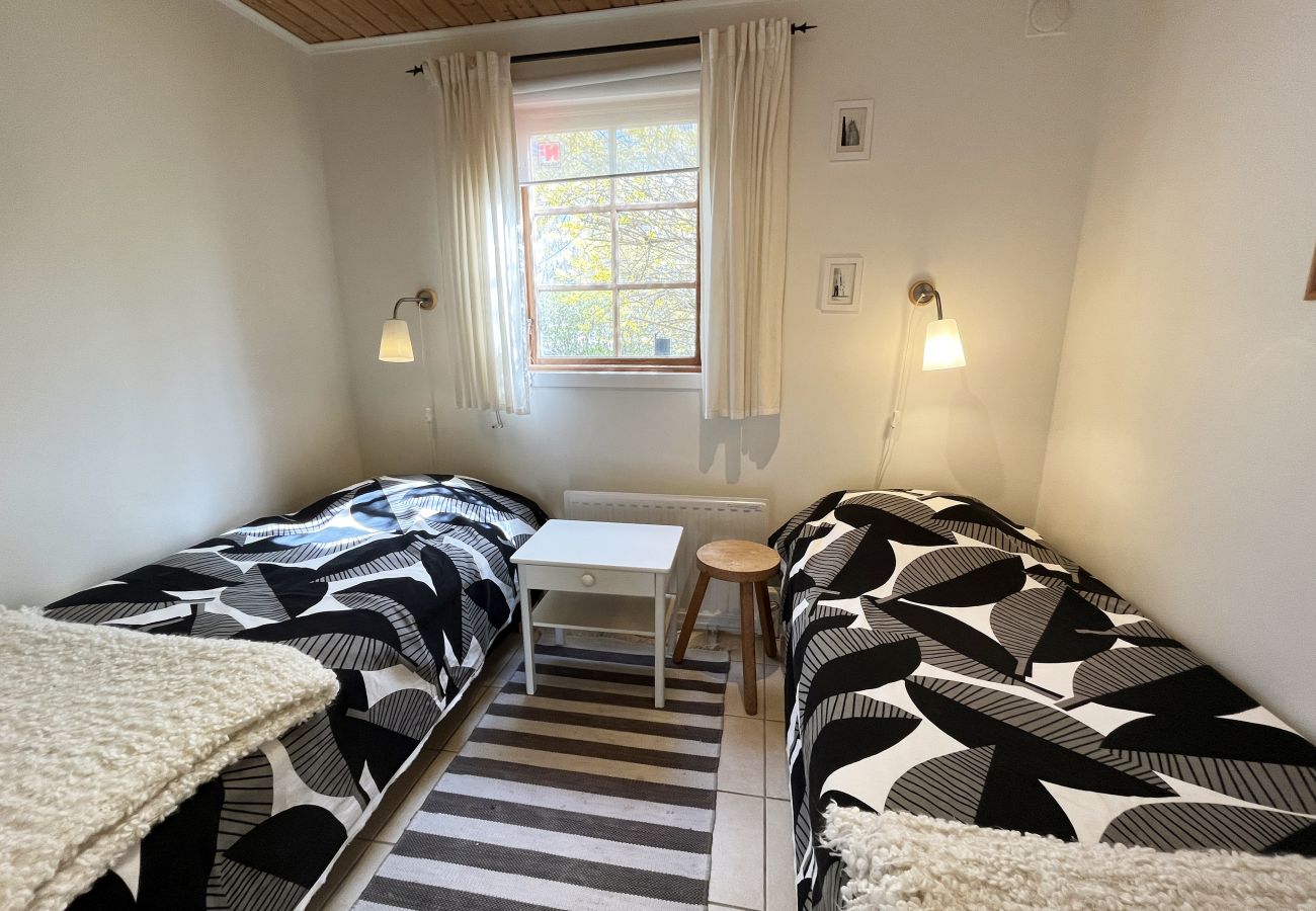 Stuga i Färjestaden - SE04031