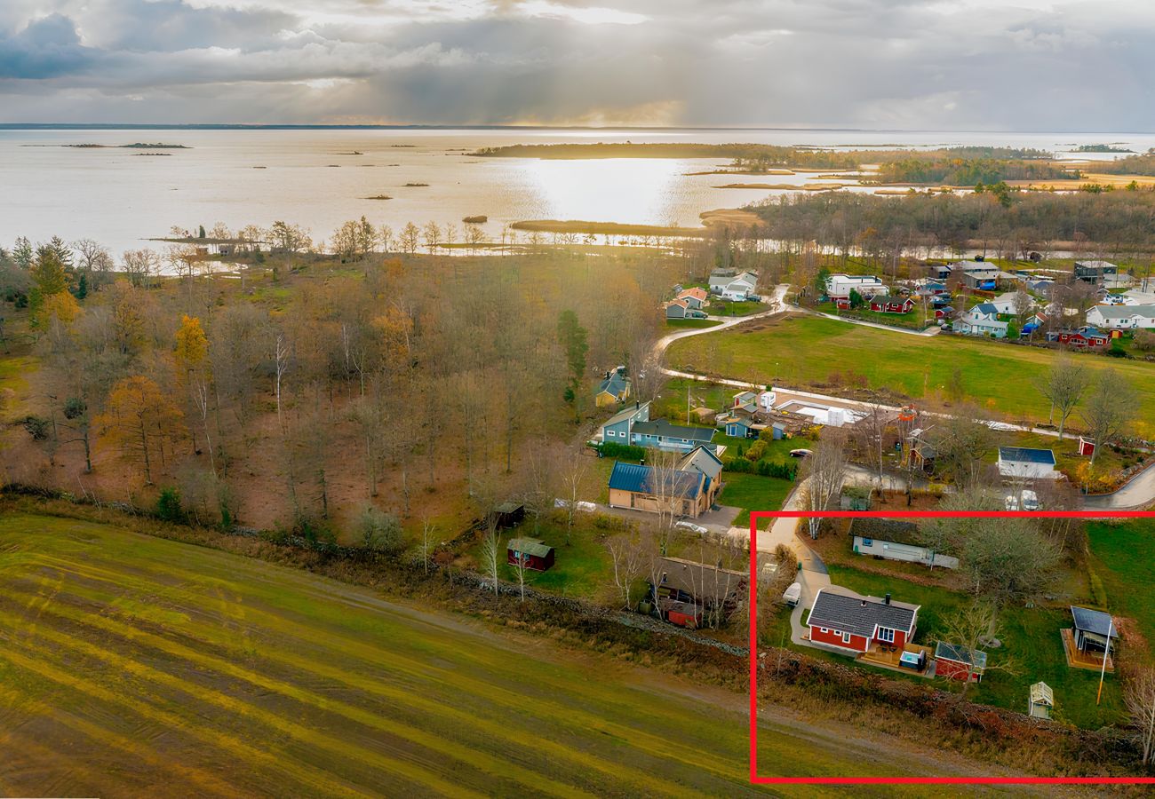 Stuga i Ljungbyholm - SE05039