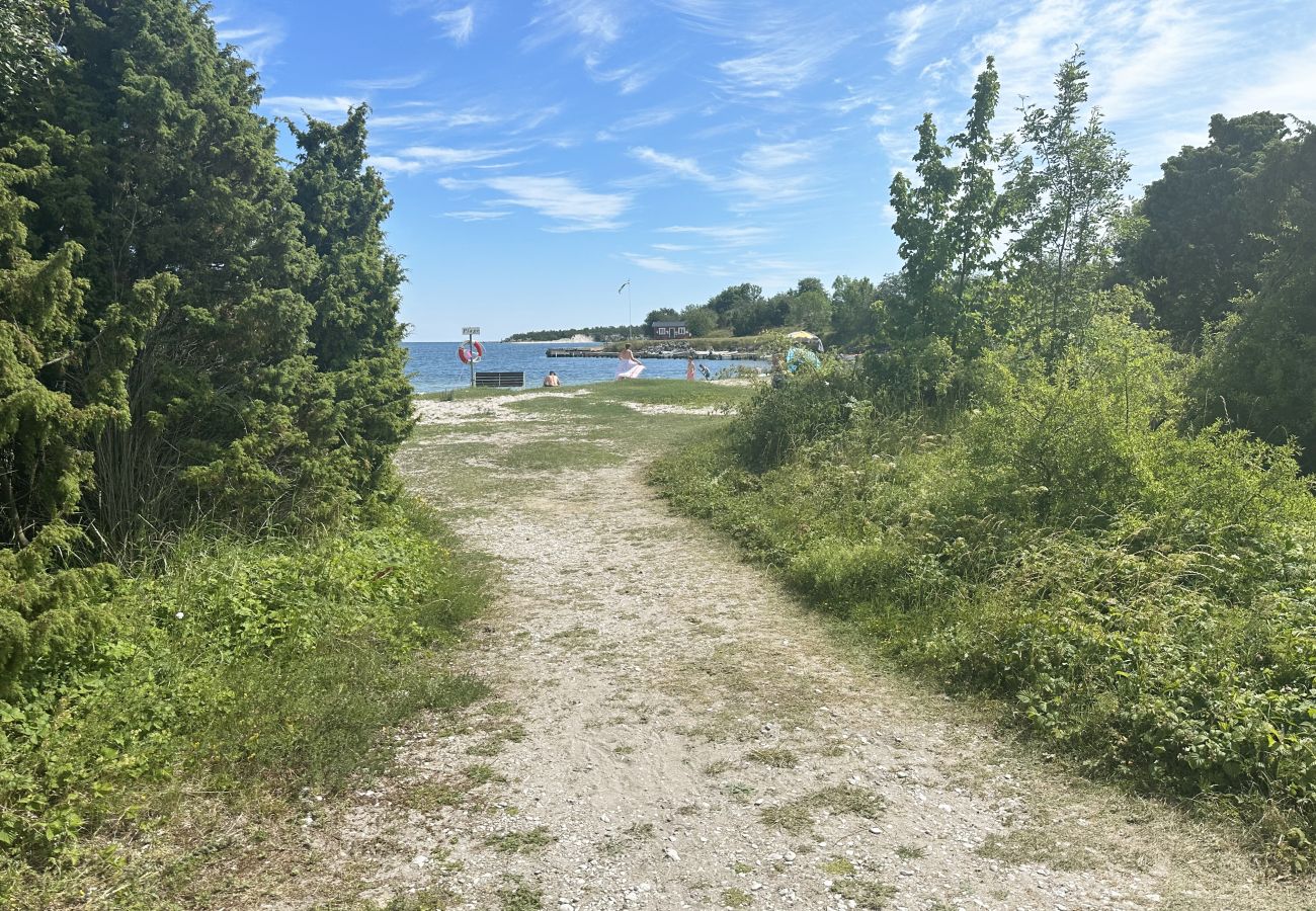 Stuga i Lärbro - SE12022