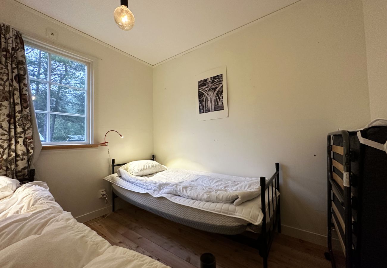 Stuga i Lärbro - SE12022