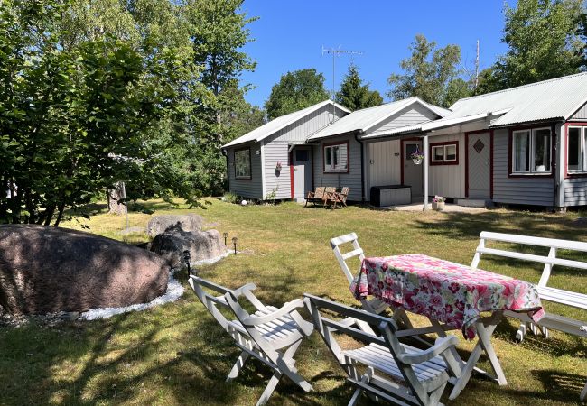 Stuga i Färjestaden - SE04040