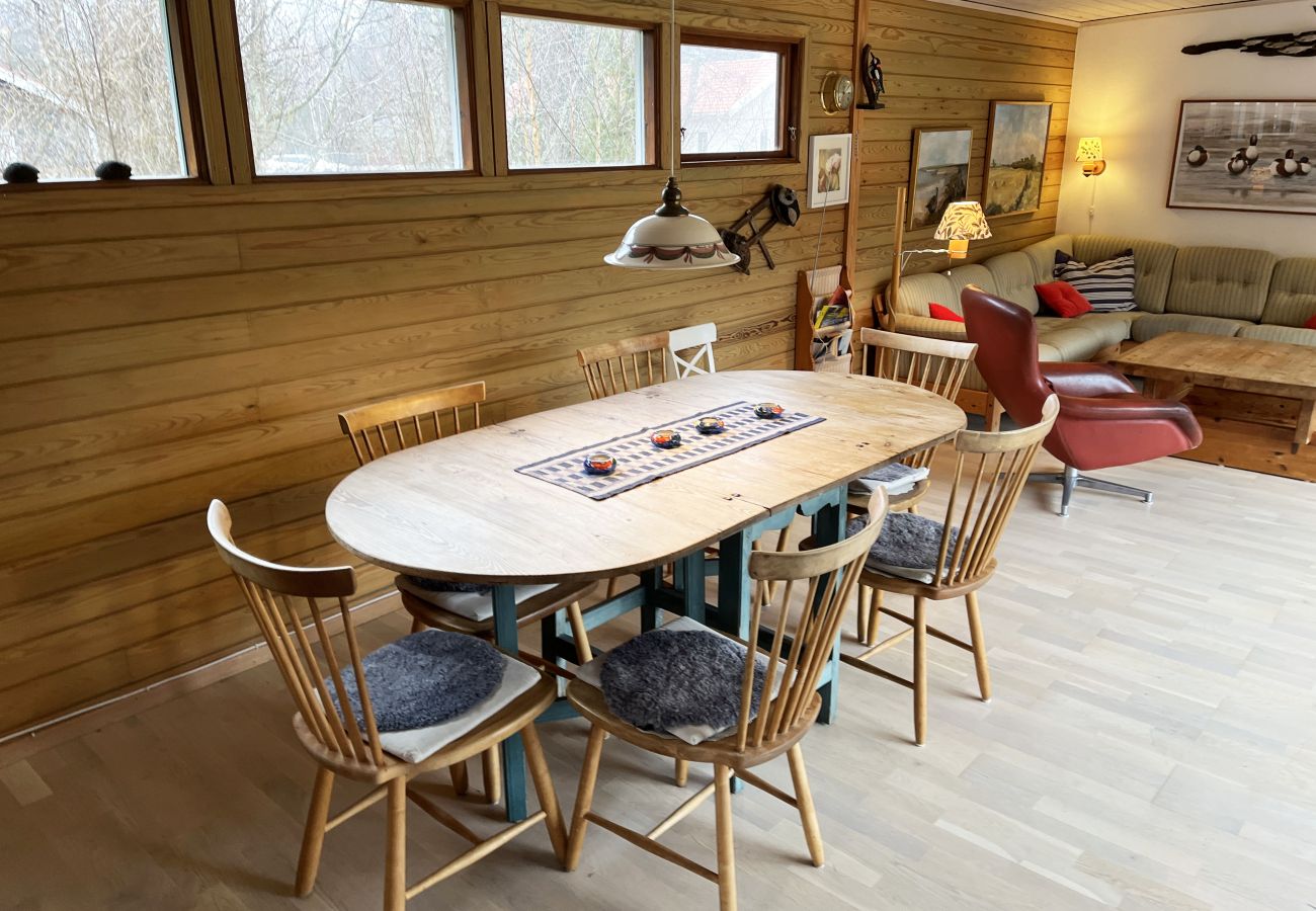 Stuga i Löttorp - SE04047