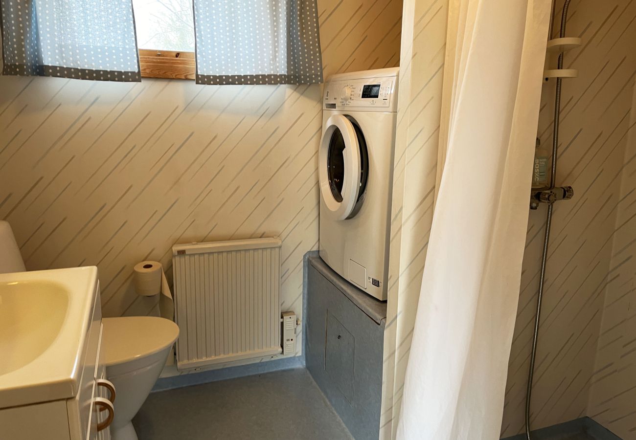 Stuga i Löttorp - SE04047