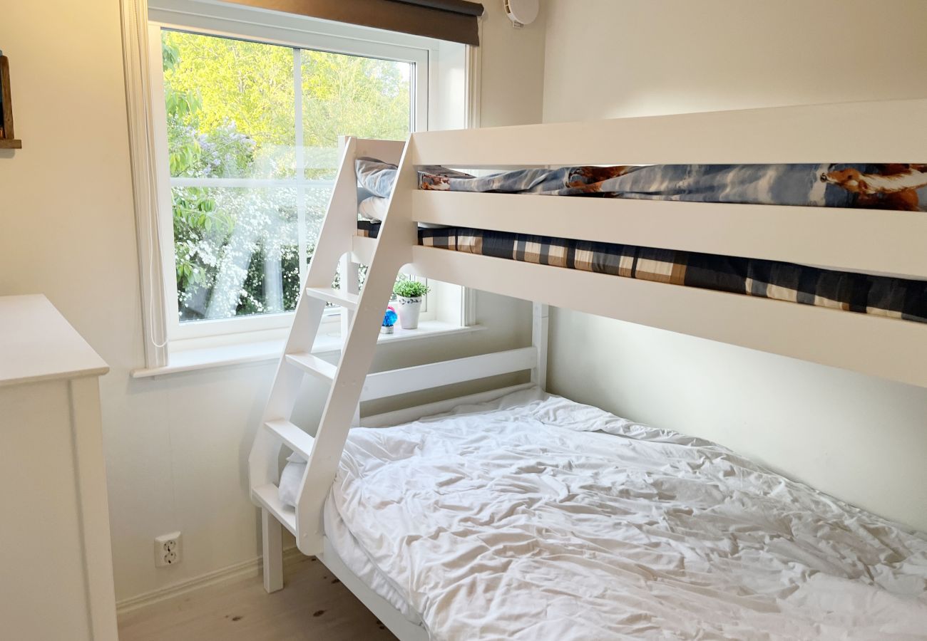 Stuga i Färjestaden - SE04052