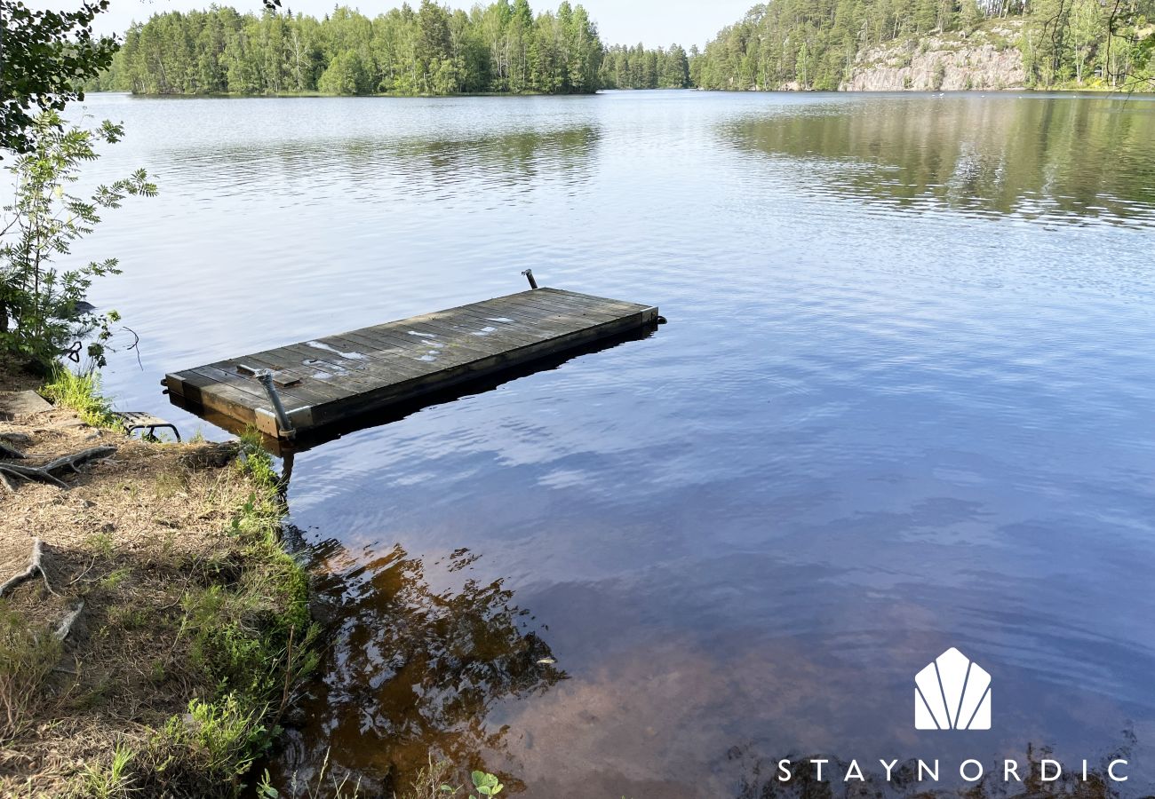 Stuga i Storebro - SE05079