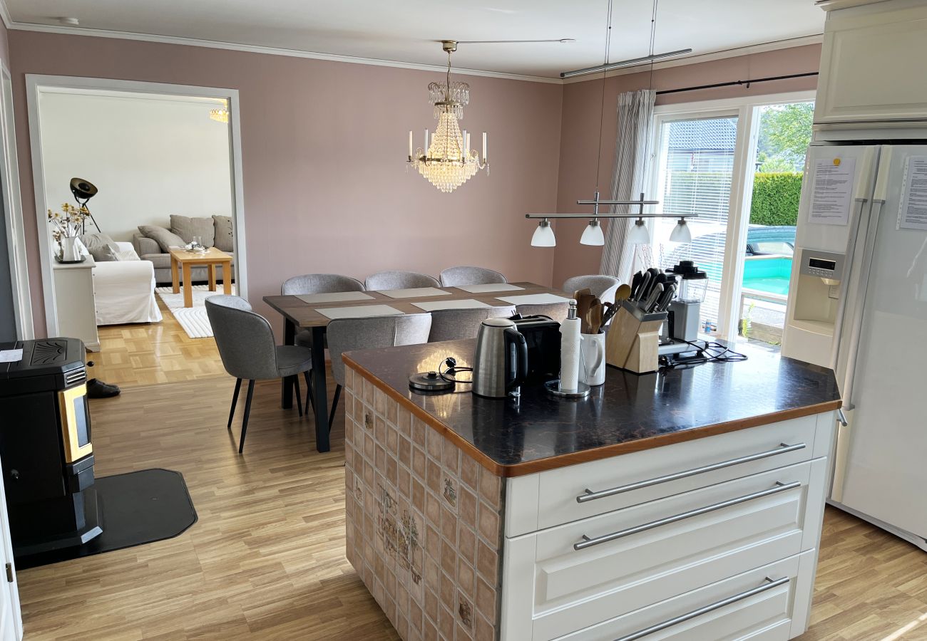 Stuga i Storebro - SE05079