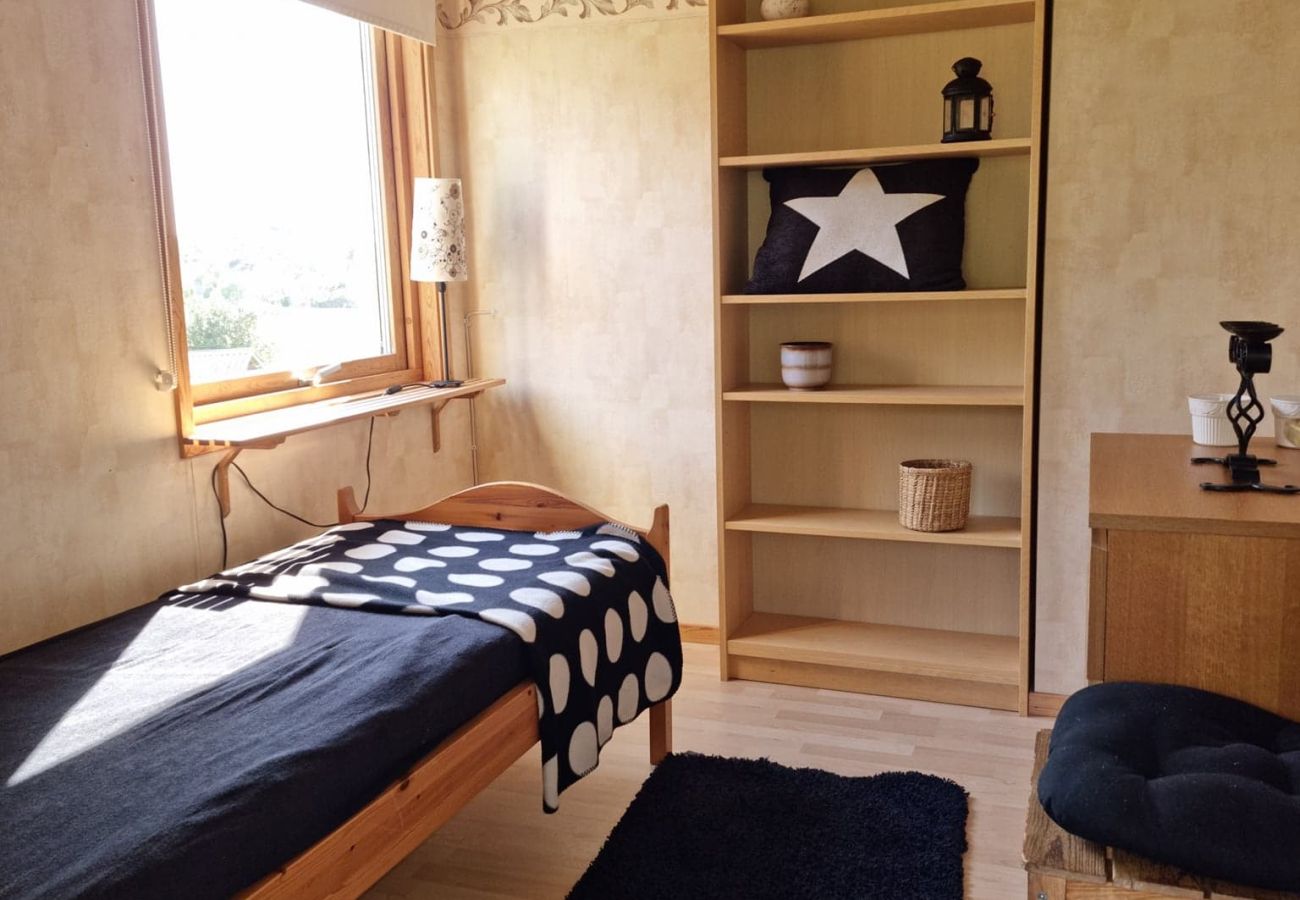 Stuga i Ellös - SE09105