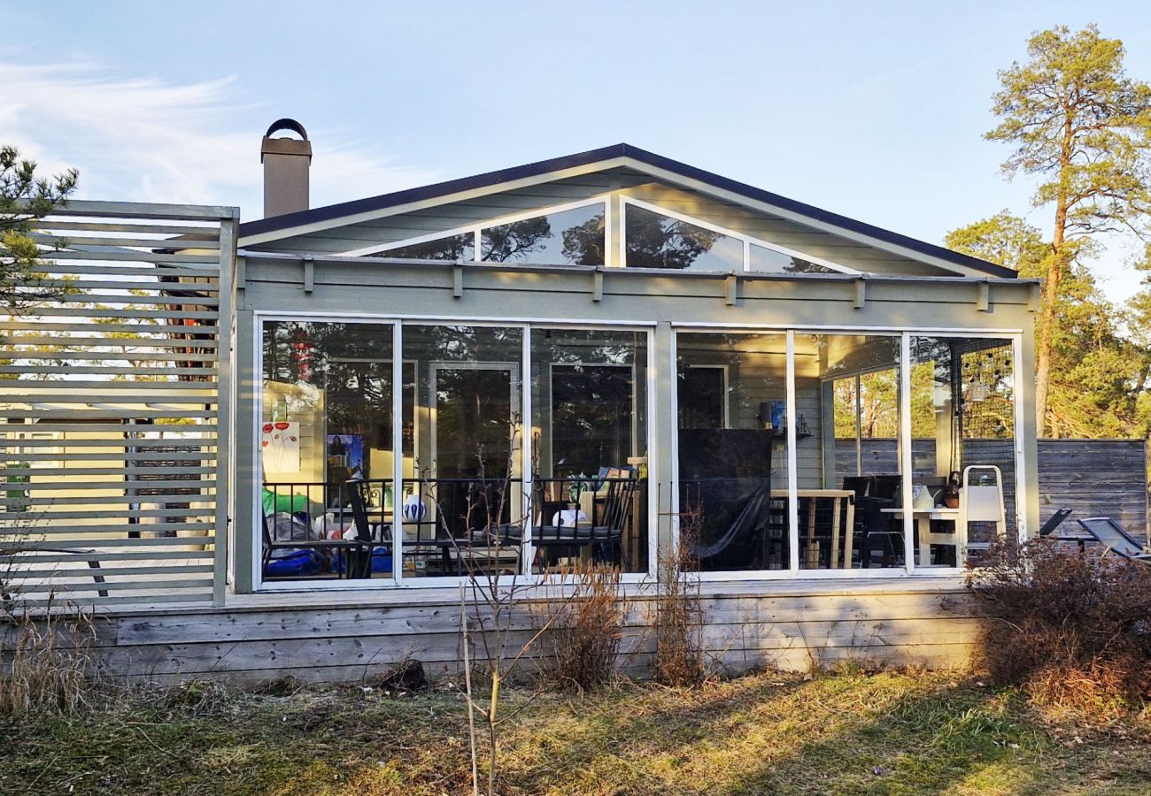 Stuga i Lärbro - SE12055