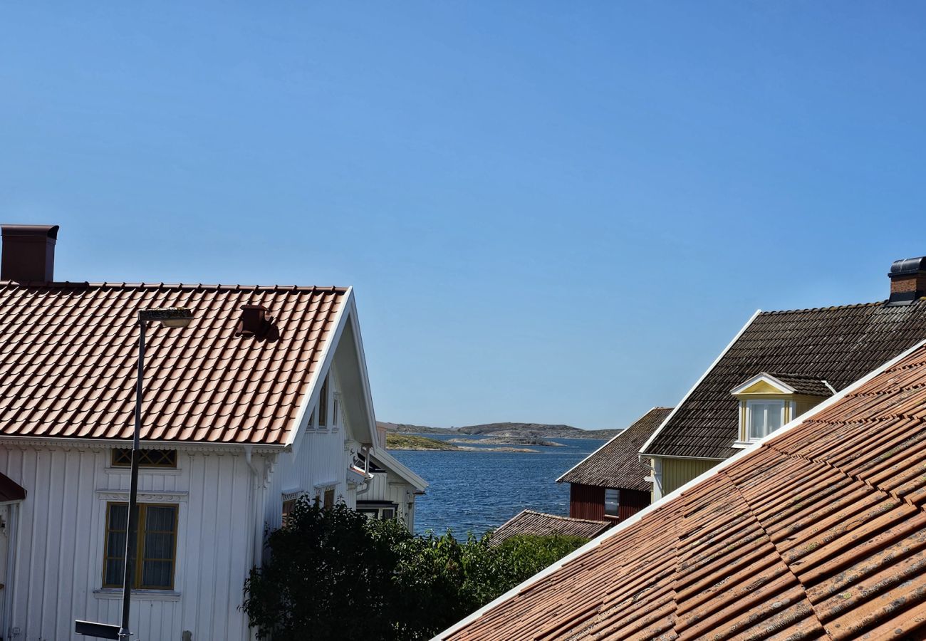 Stuga i Hälleviksstrand - SE09108