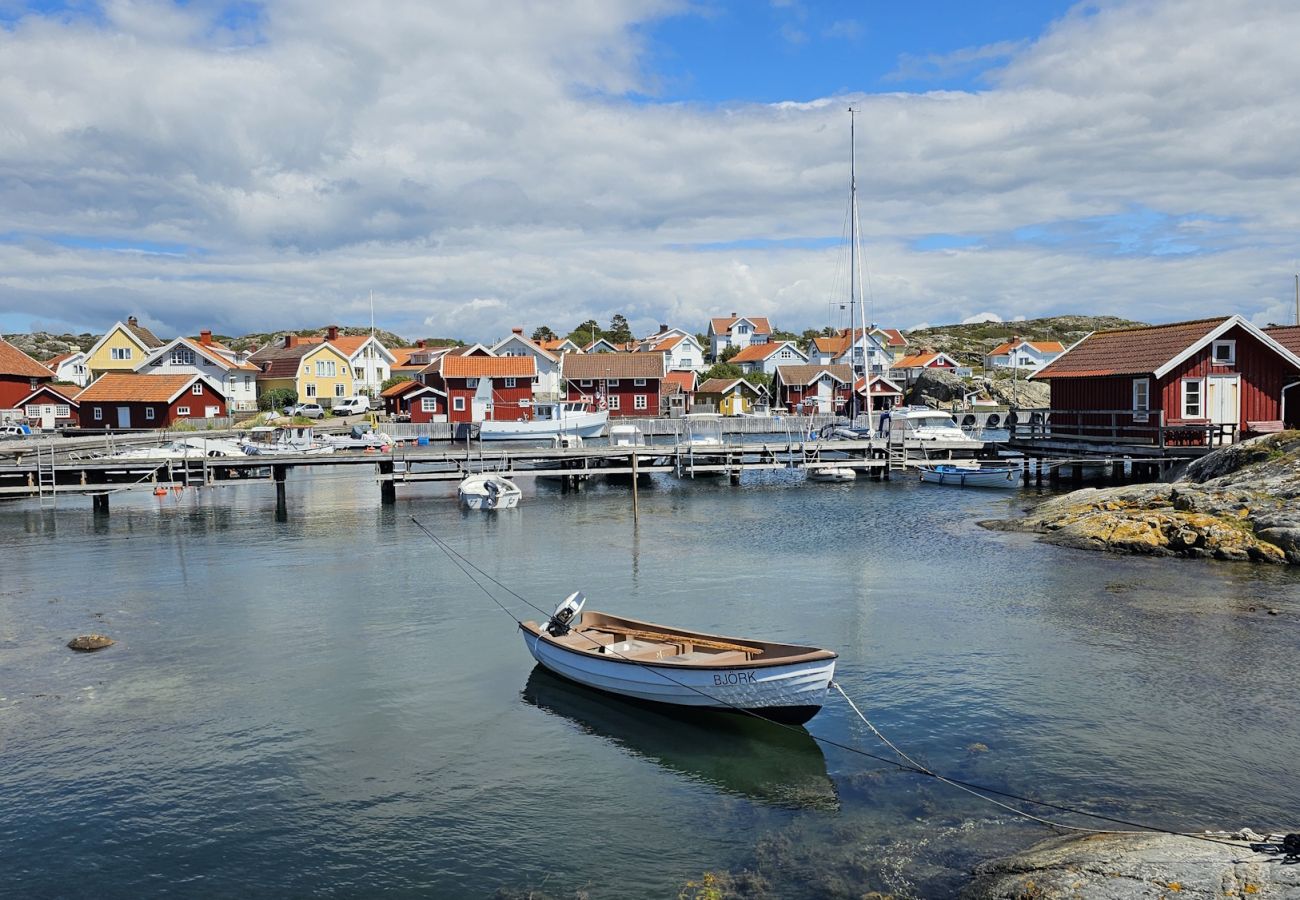 Stuga i Hälleviksstrand - SE09108