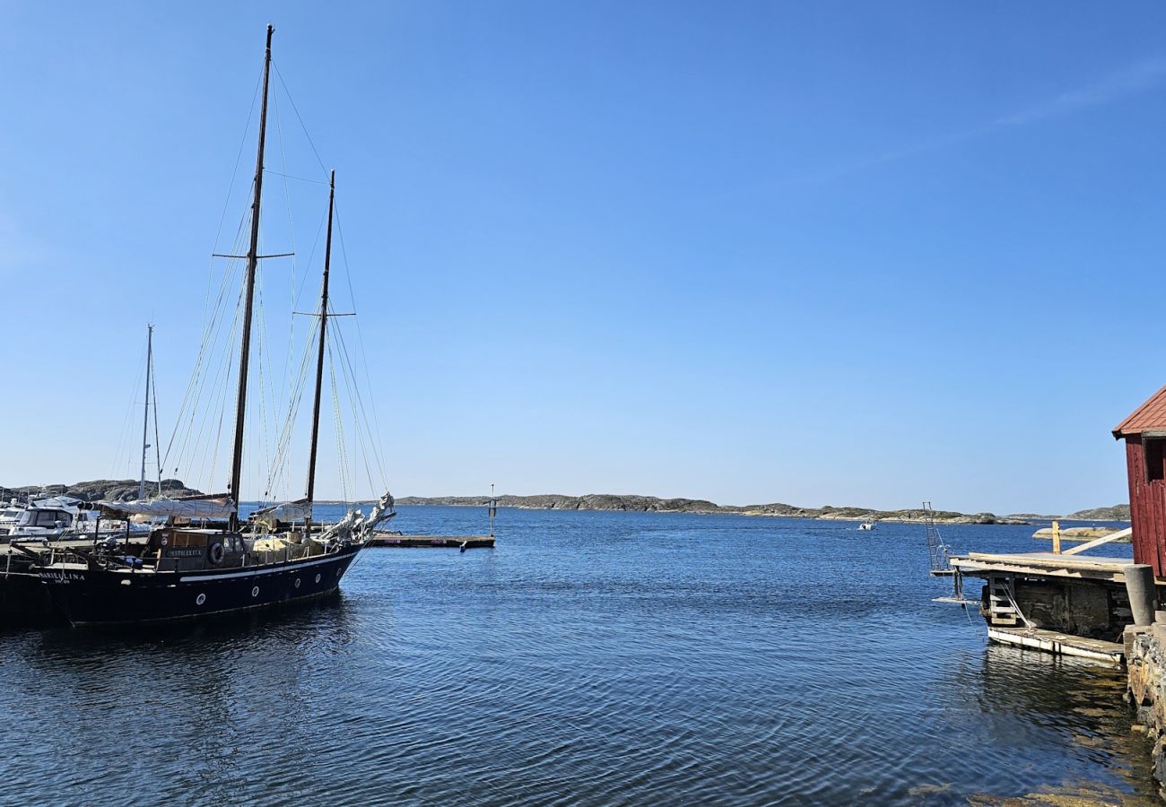 Stuga i Ellös - SE09125