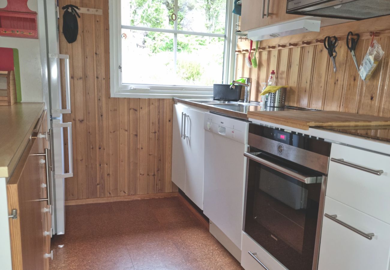 Stuga i Hjälteby - SE09134