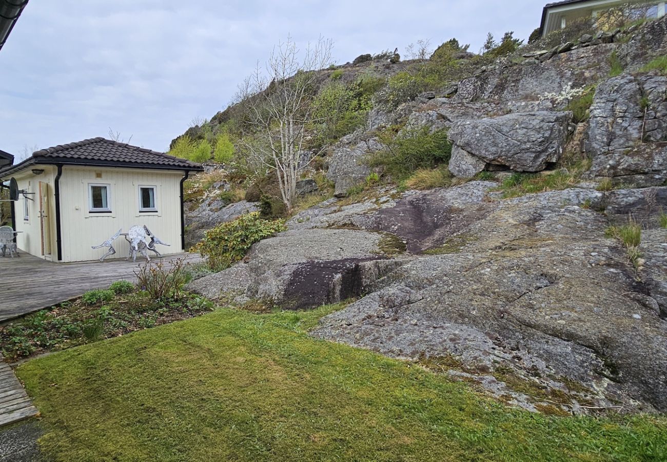 Stuga i Ellös - SE09113