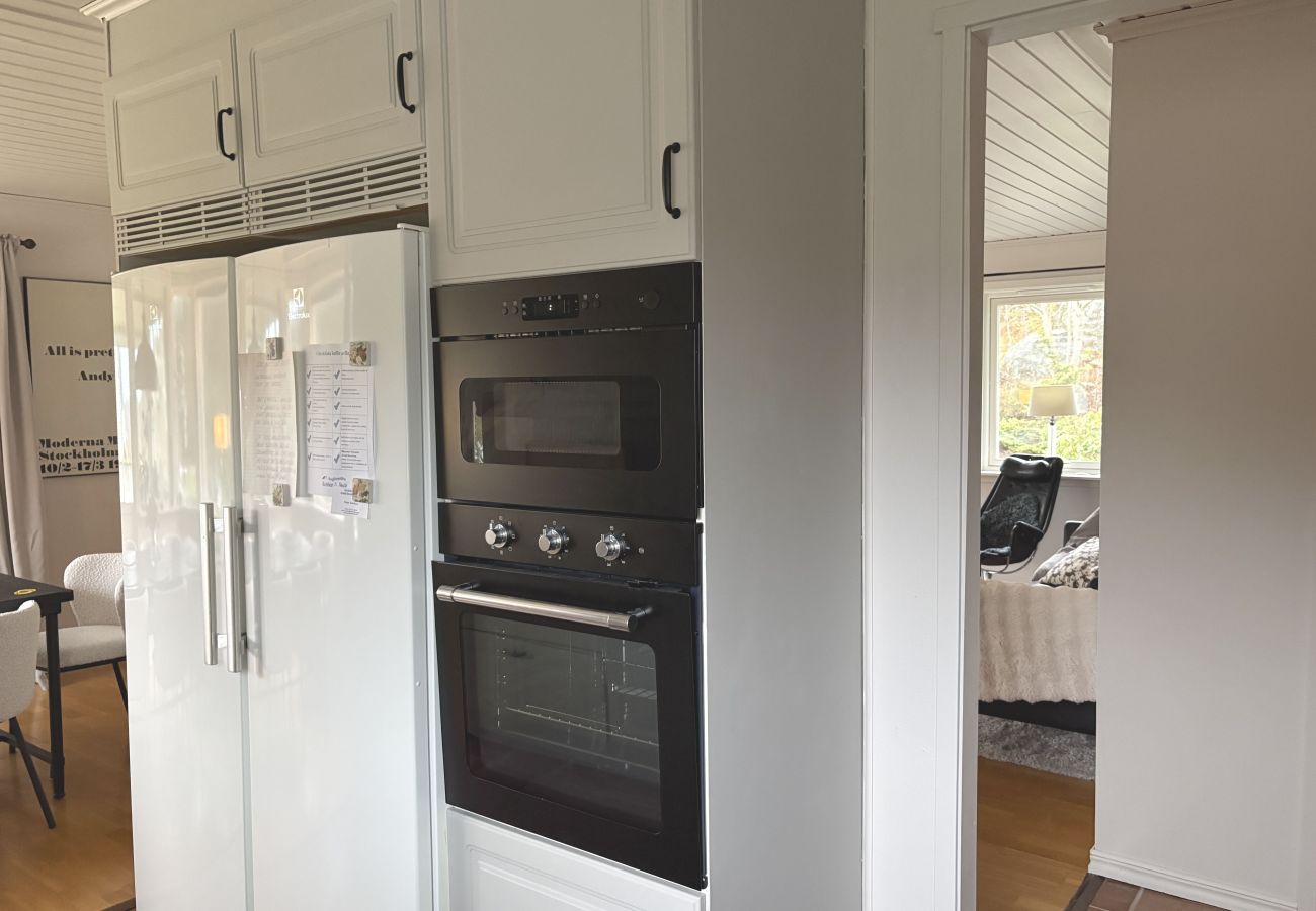 Stuga i Ellös - SE09113