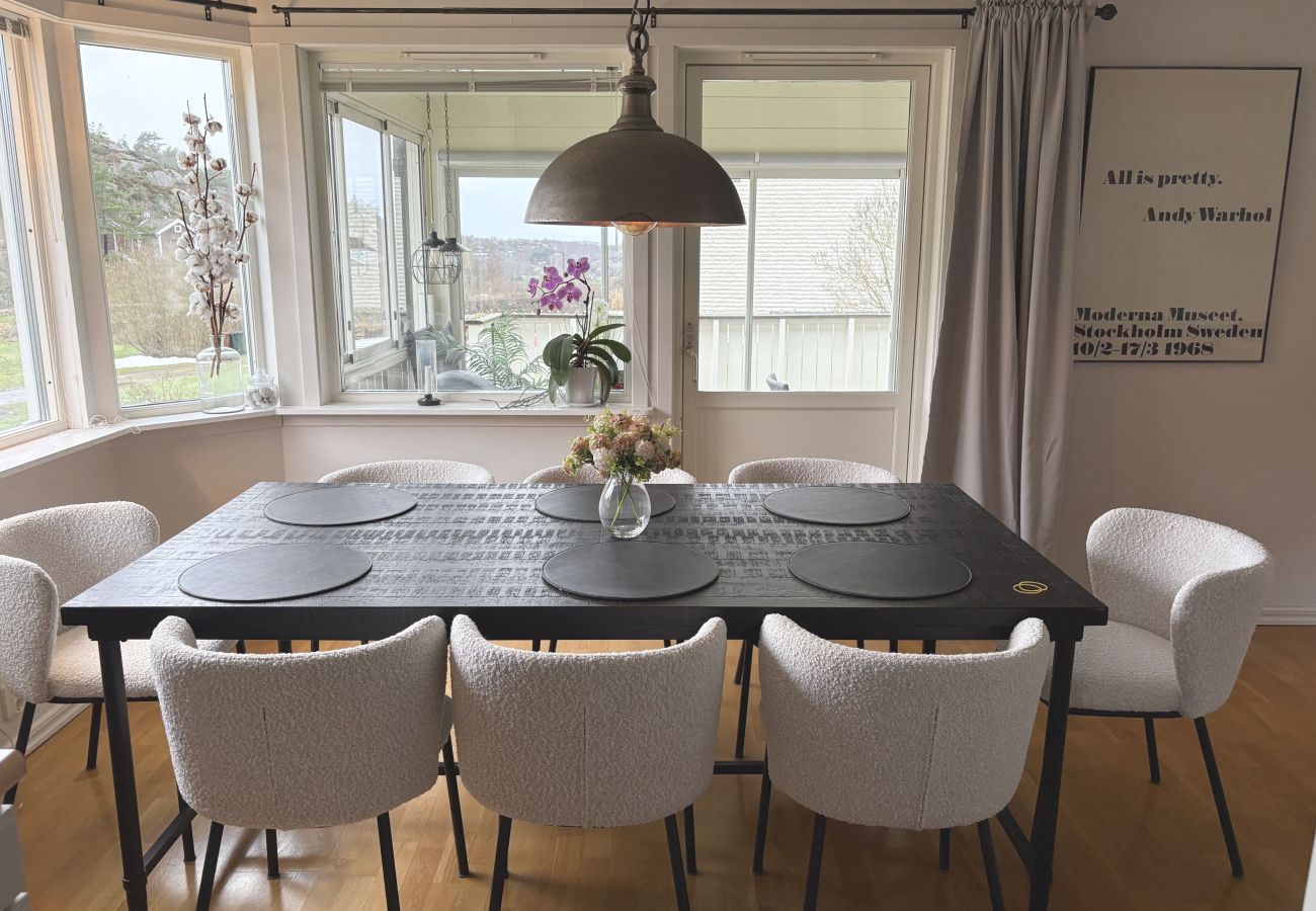 Stuga i Ellös - SE09113