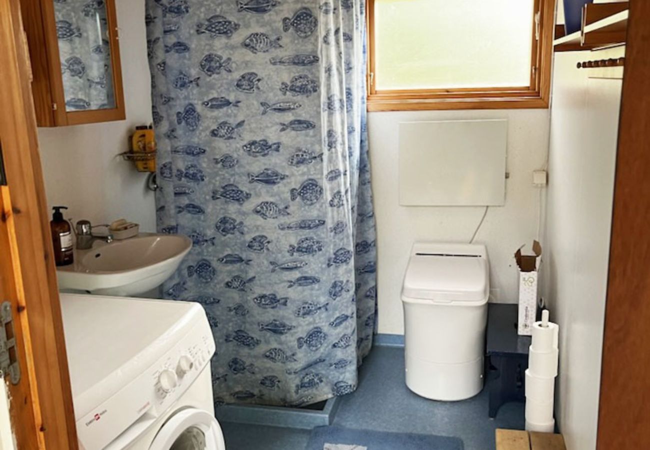 Stuga i Lärbro - SE12056