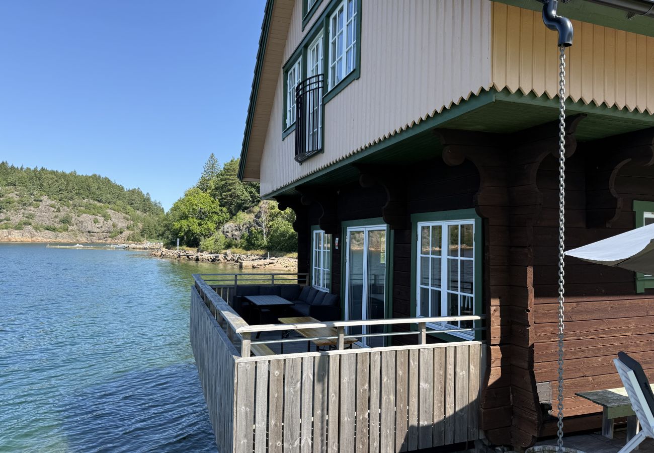 Stuga i Munkedal - SE09080