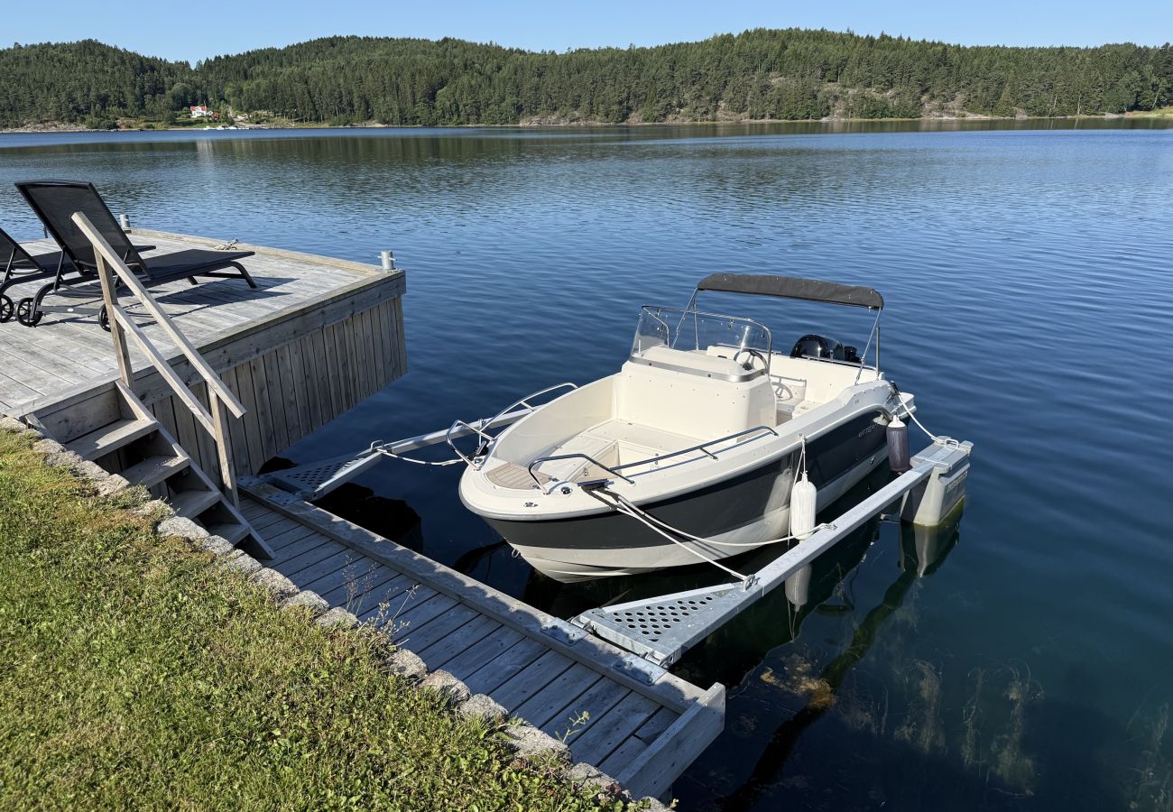 Stuga i Munkedal - SE09080