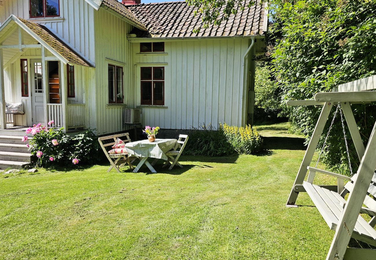 Stuga i Henån - SE09139