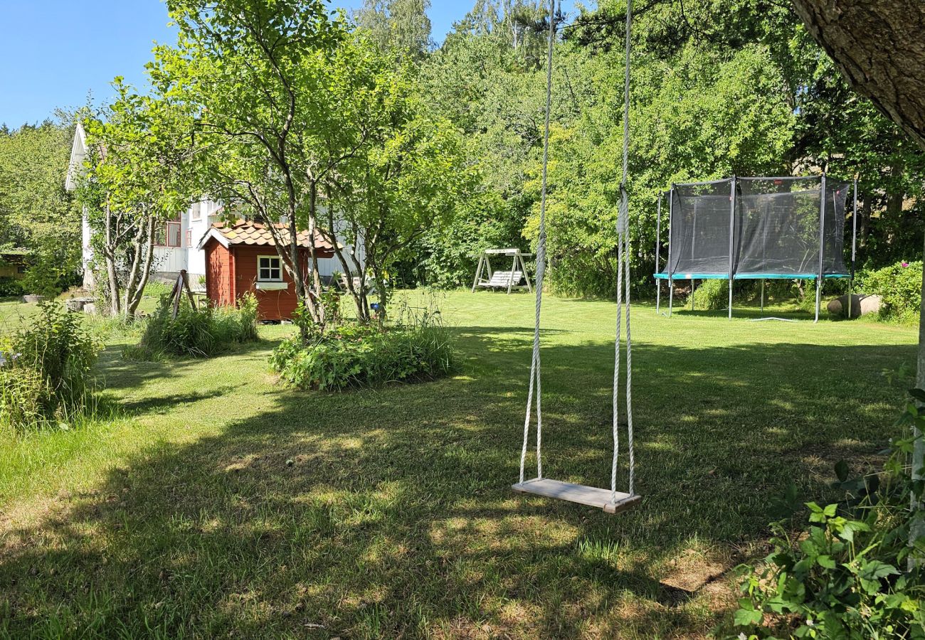 Stuga i Henån - SE09139