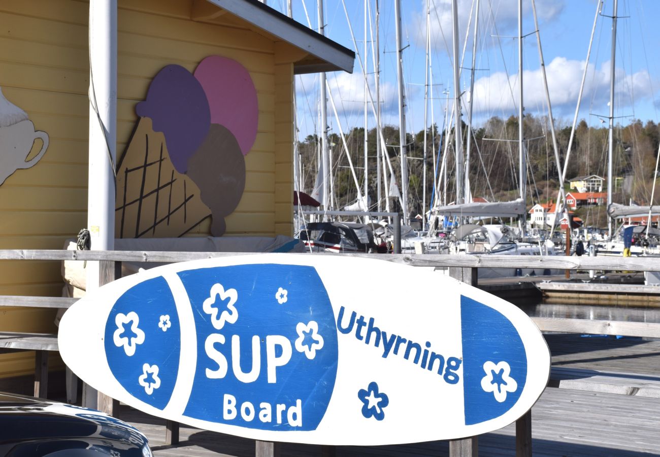 Stuga i Henån - SE09139