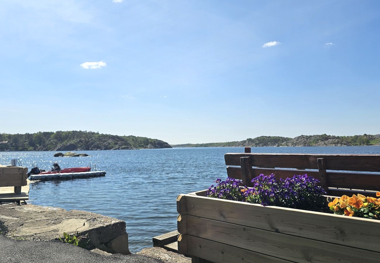 Stuga i Henån - SE09146