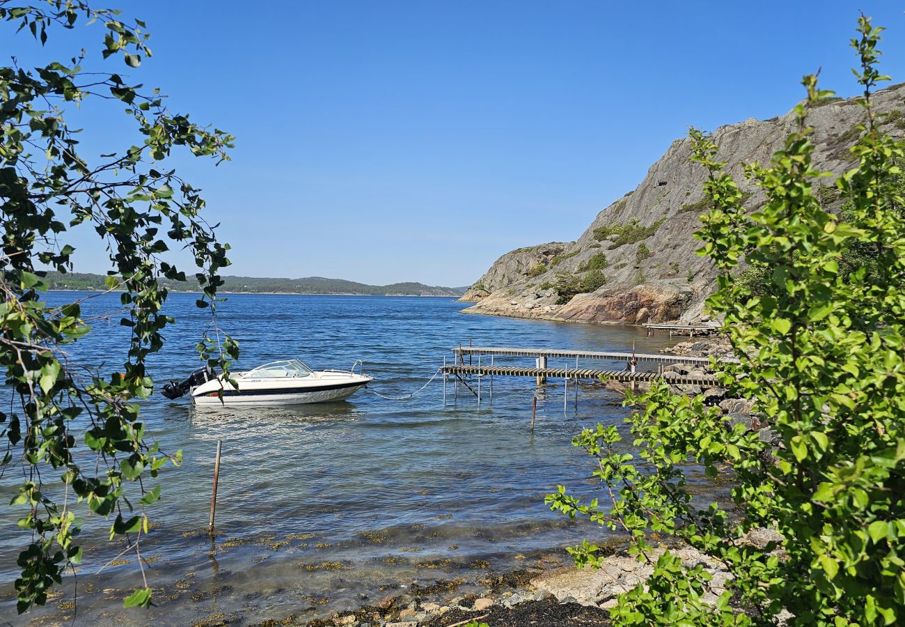 Stuga i Uddevalla - SE09160