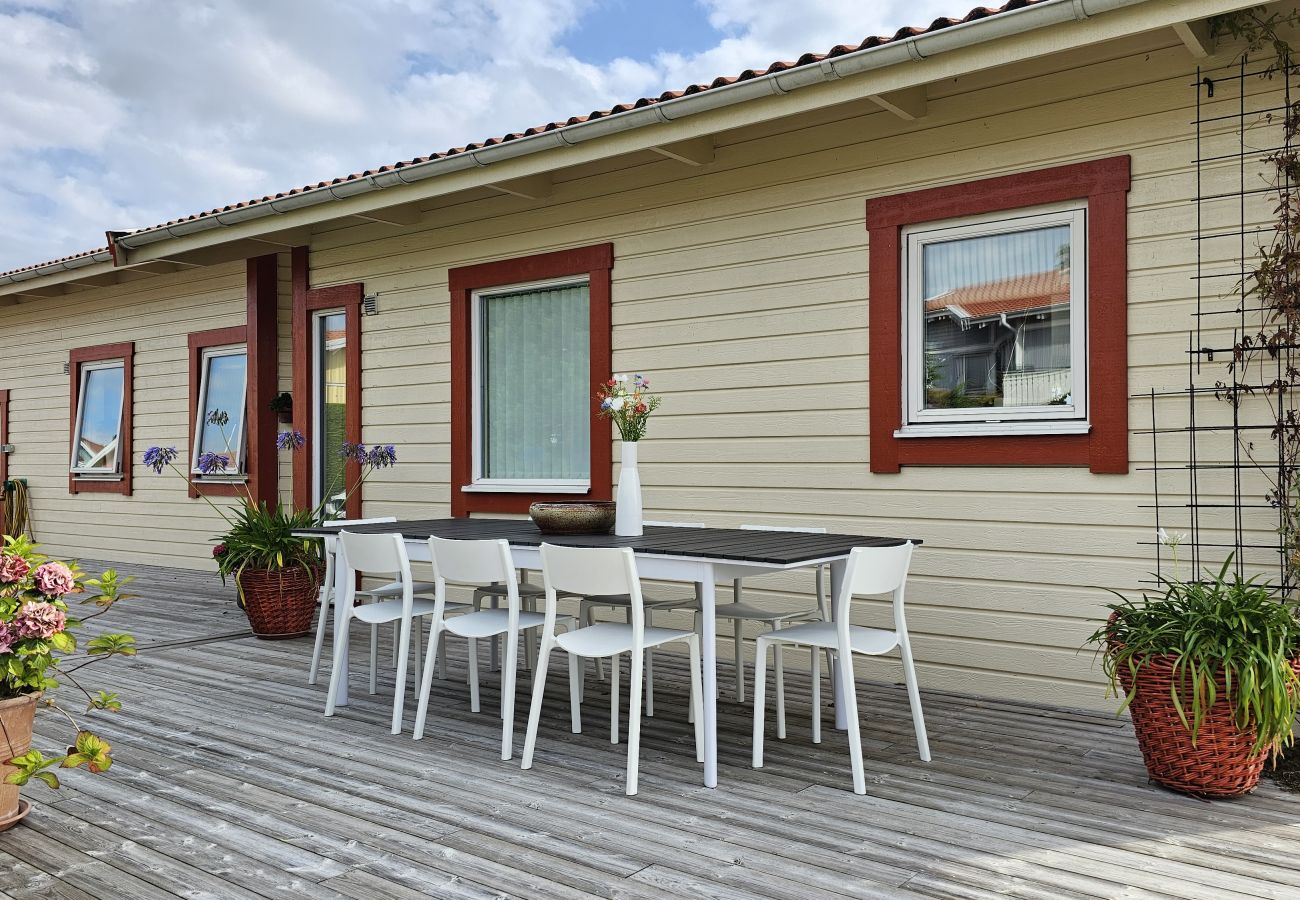 Stuga i Myggenäs - SE09144