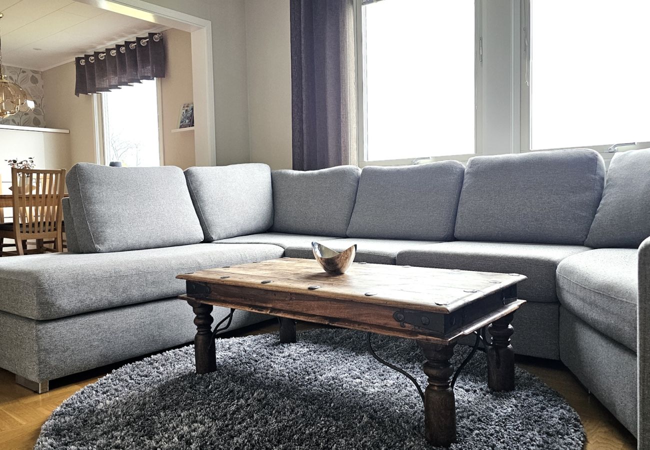 Stuga i Stillingsön - SE09154