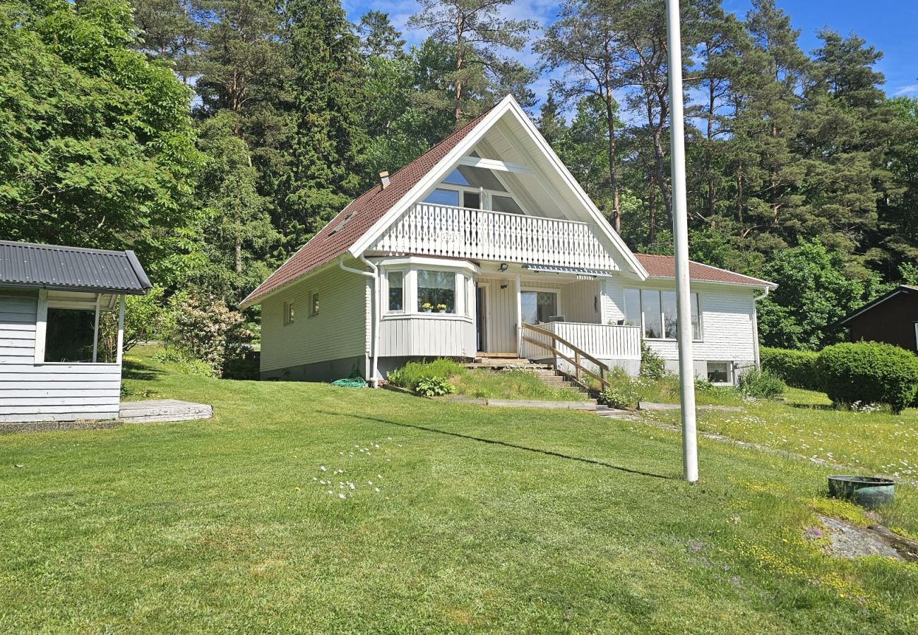 Stuga i Henån - SE09158