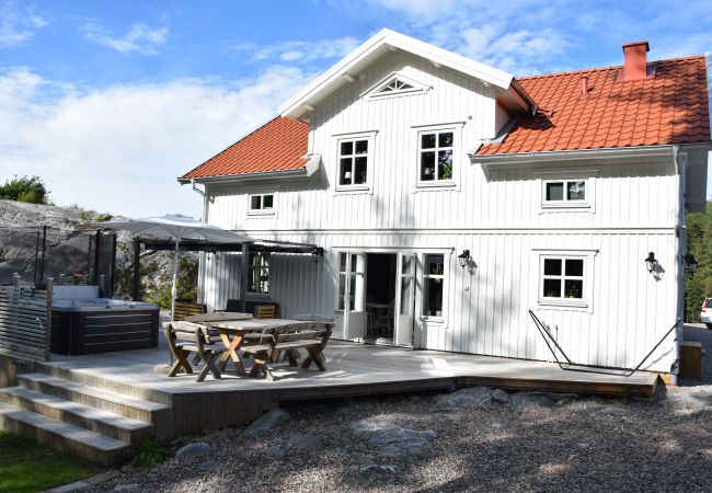 Stuga i Henån - SE09166