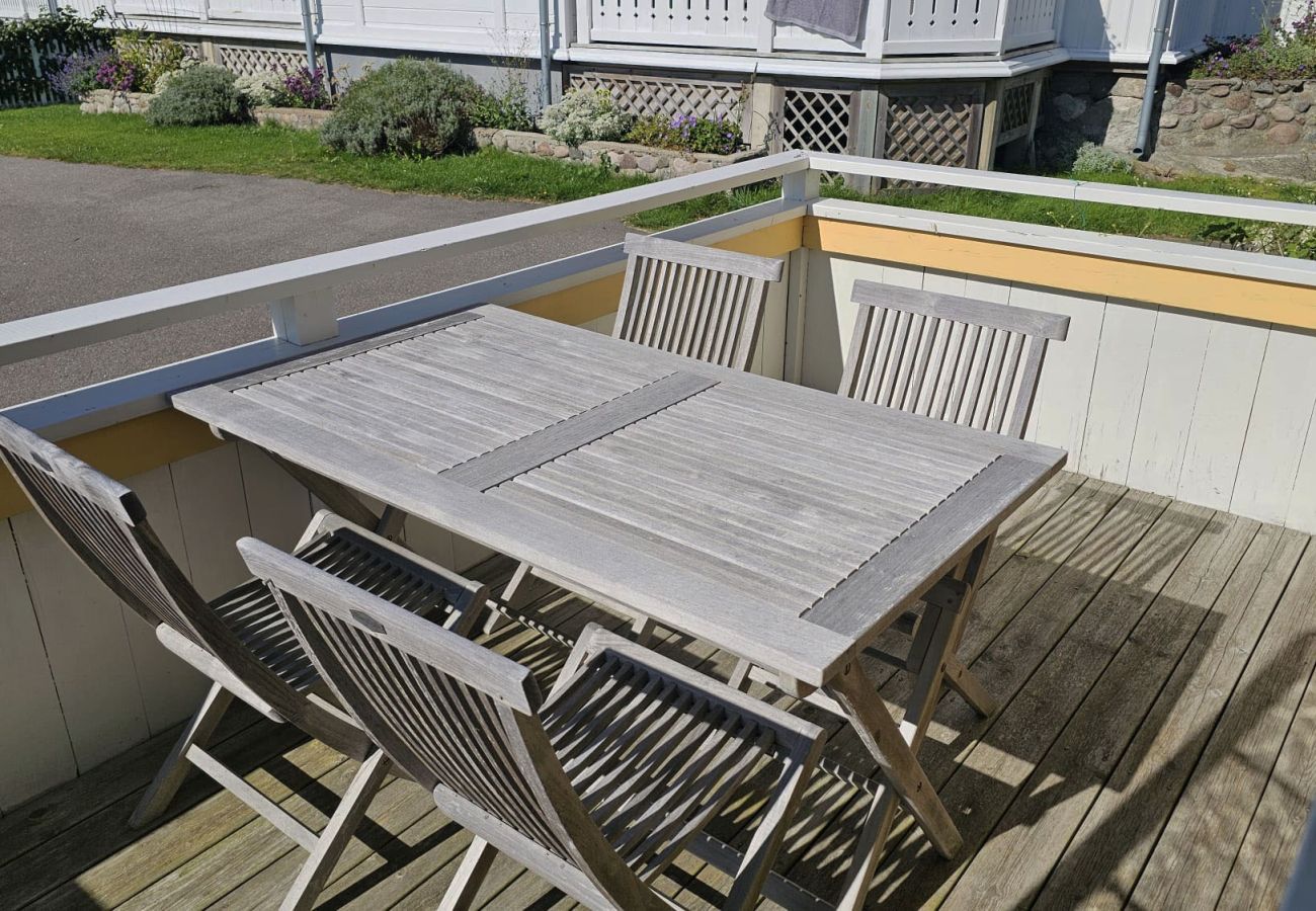 Stuga i Ellös - SE09171