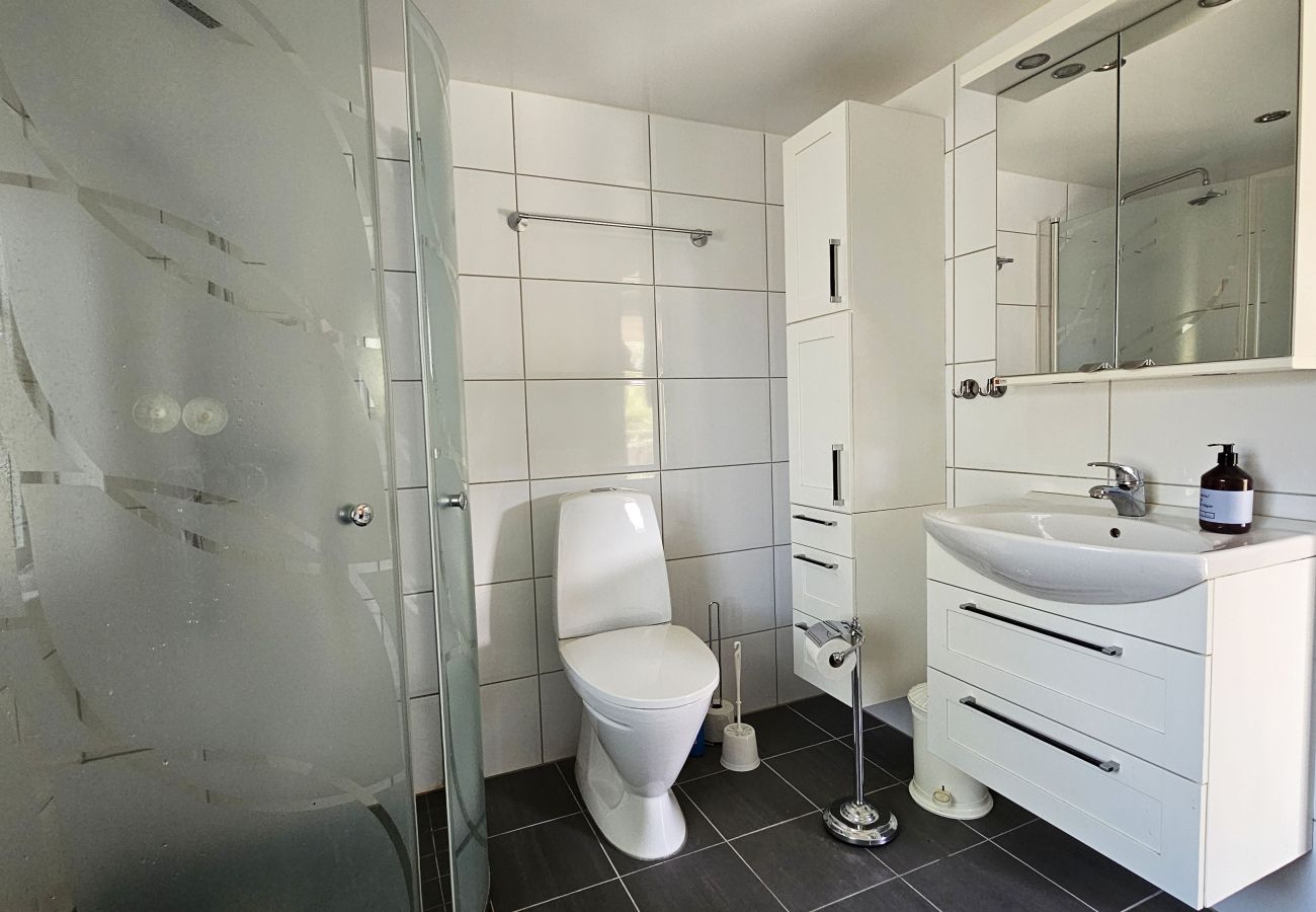 Stuga i Hälleviksstrand - SE09172