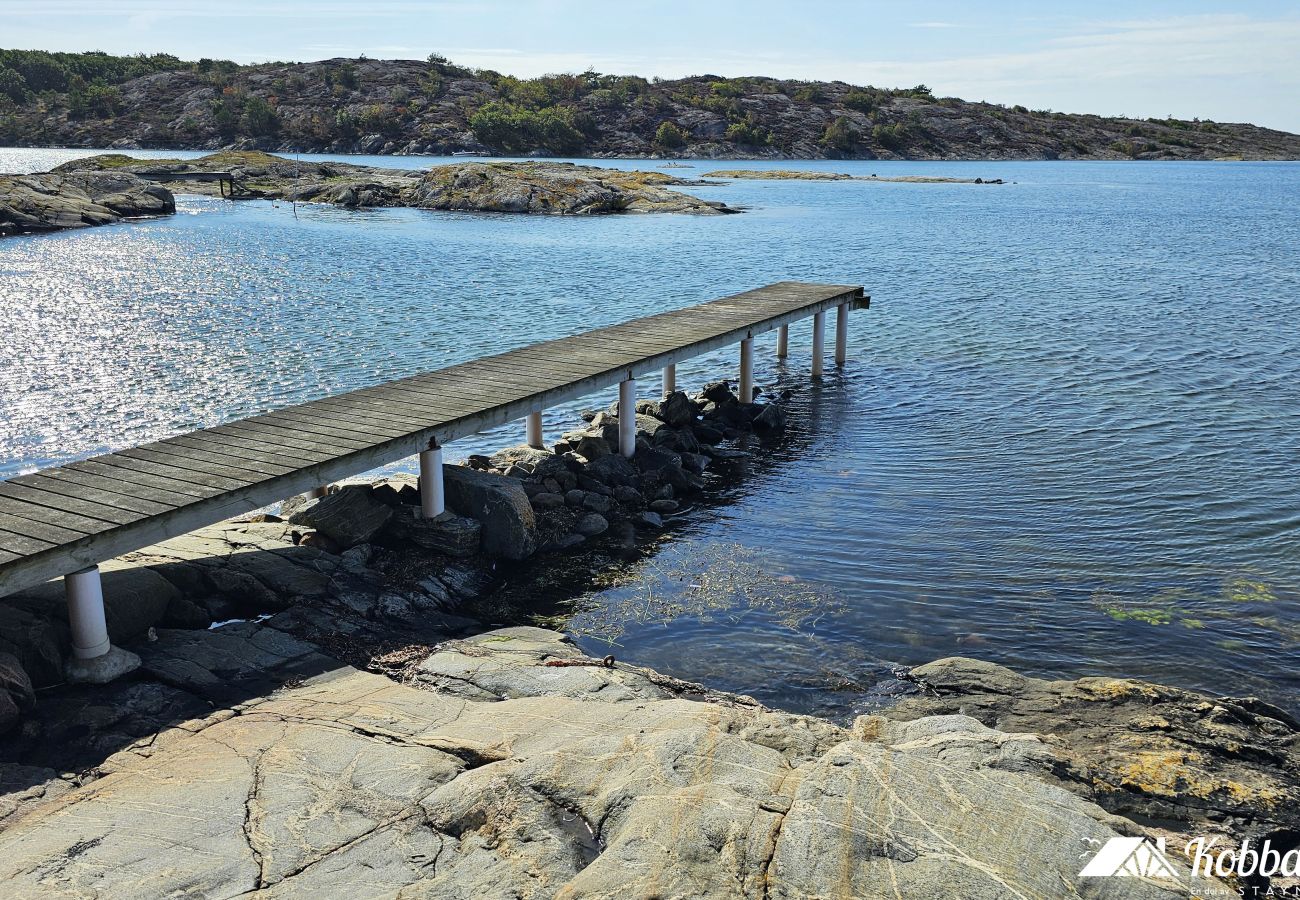Stuga i Hälleviksstrand - SE09172