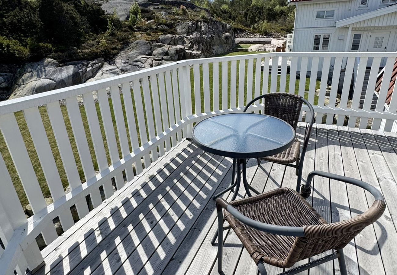 Stuga i Grebbestad - Charmigt skärgårdshus i Grebbestad | SE09082