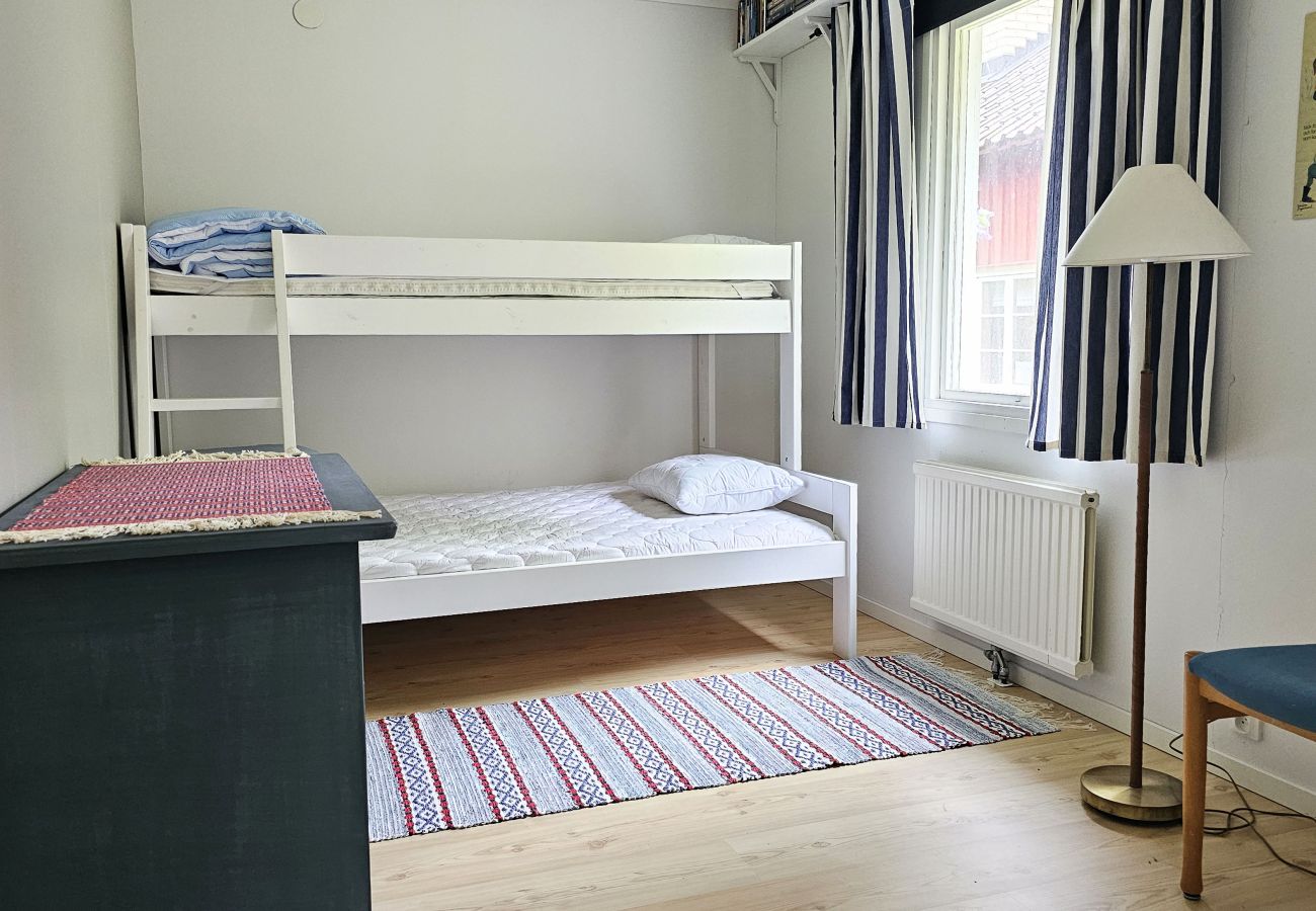 Stuga i Kållekärr - Charmigt familjehus i Säby på Tjörn | SE09174