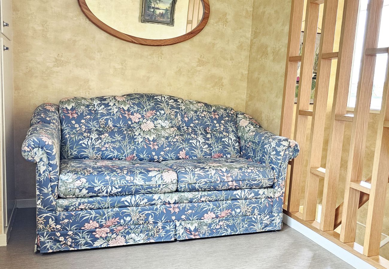 Lägenhet i Skärhamn - Apartment Near the Sea in Skärhamn | SE09178