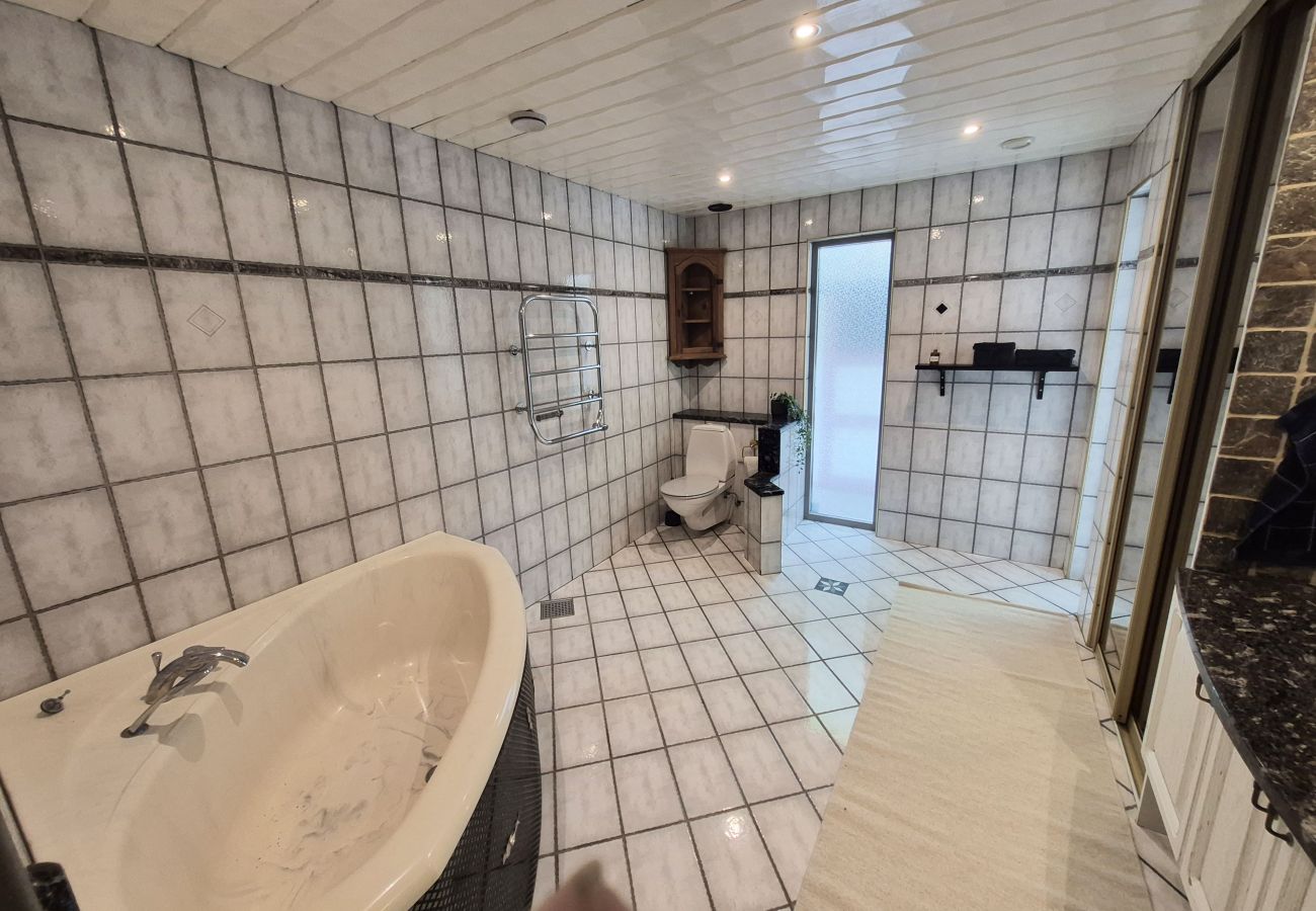 Stuga i Ystad - Exclusive holiday home in Sandskogen – 150 meters to sandy beach |SE01084